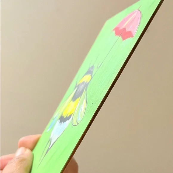 Colorful Bee Art on Green Canvas - Picture 3 of 4